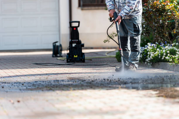Best Commercial Pressure Washing  in Buchanan, MI